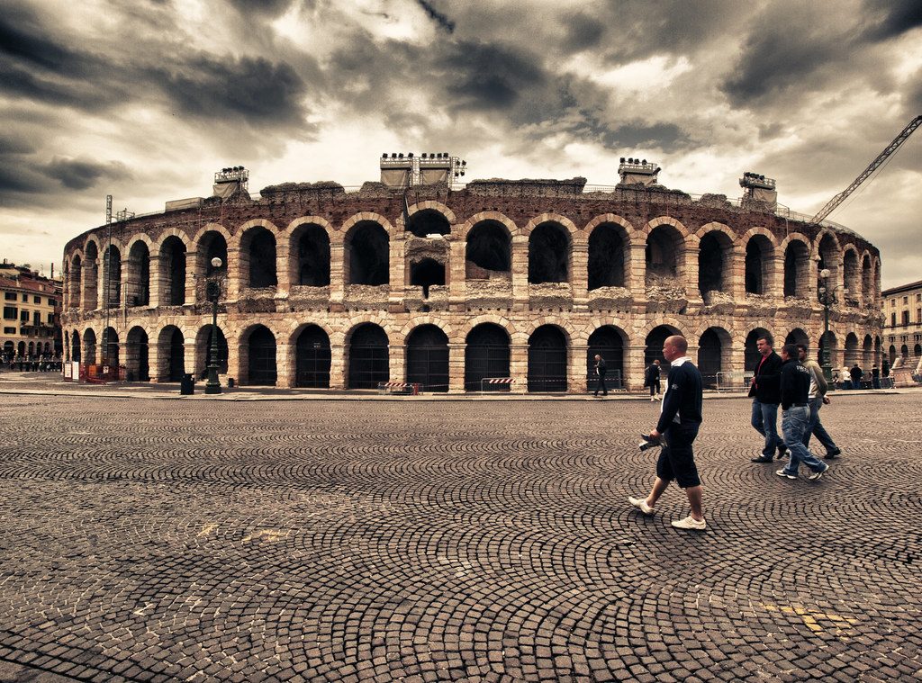 Parcheggio vicino arena di Verona